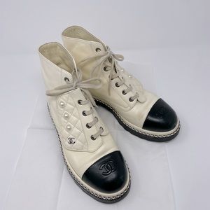 Chanel interlock CC boots